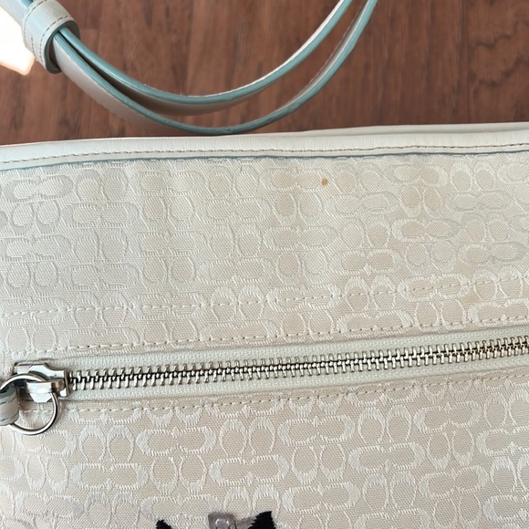 COACH Signature White Crossbody Shoulder Bag w/ Embroidered Floral & Bee Design - Picture 9 of 13